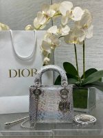 medium size hand bag - Image 7