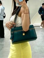 top handle bag