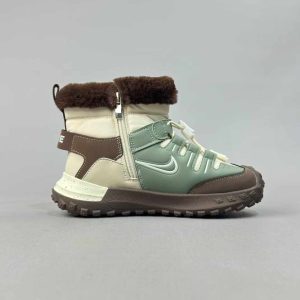 Snow Boots