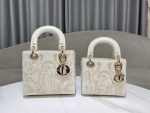 Luxury handbag - Image 5