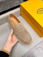 Tod's Gommino Penny Loafer - Image 4