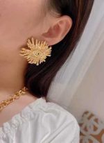 Schiaparelli Surrealist Eye Statement ear ring