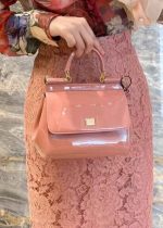 Black mini handbag with gold chain, - Image 3