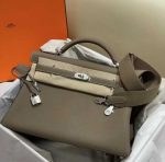 Ultimate Style: The 25 Kelly Tote Bag - Image 3