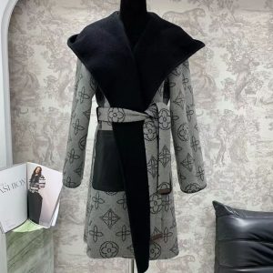 Elegant Long Wrap Coat with a Stylish Print