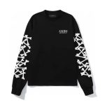 Stylish Graphic Sweatshirt with Unique Design - Image 3