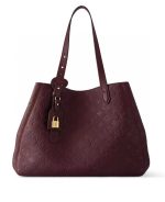 Elegant Burgundy Tote Bag - Stylish & Versatile