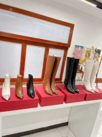 Stylish Knee-High Heeled Boots for Every Occasion - Image 2