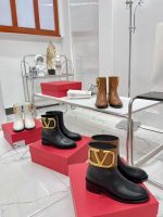 Stylish Pointed Toe Ankle Boots - Image 2