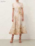 Floral Midi Dress for Timeless Style - Image 2
