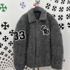 Cozy fleece jacket with embroidered details for stylish winter wea