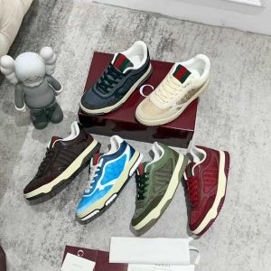 White Low-Top Sneakers with Green Accent