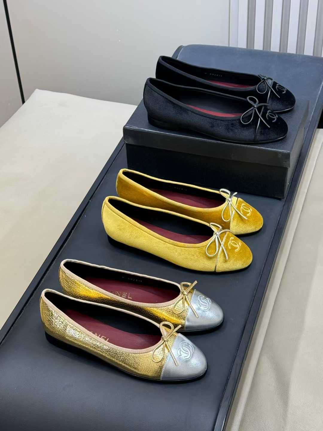 IMG-20260105-WA0163 Elegant Tweed Slingback Block Heels for Women – Classic Party Wear - Image 1