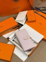 Luxury Leather Wallet for Women | Premium Designer Slim Wallet with Gold Lock