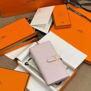 Luxury Leather Wallet for Women | Premium Designer Slim Wallet with Gold Lock